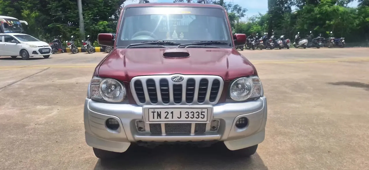 2006 Mahindra Scorpio 2.6 CRDe 1