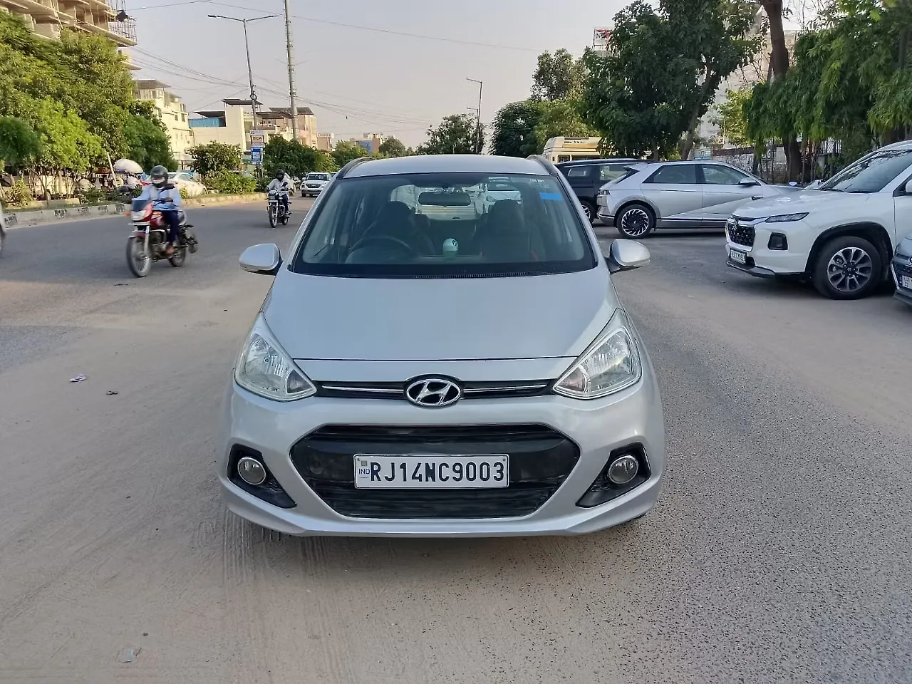 2016 Hyundai Grand i10 Sportz 1.2 Kappa VTVT [2016-2017] 1
