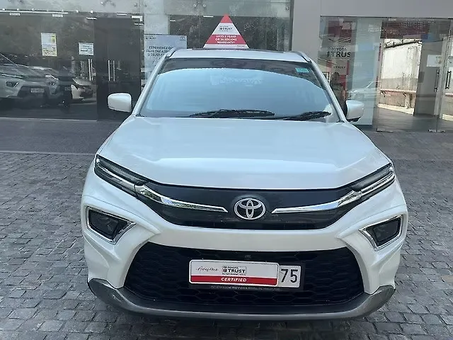 2024 Toyota Urban Cruiser Hyryder V Hybrid [2023-2025] 1
