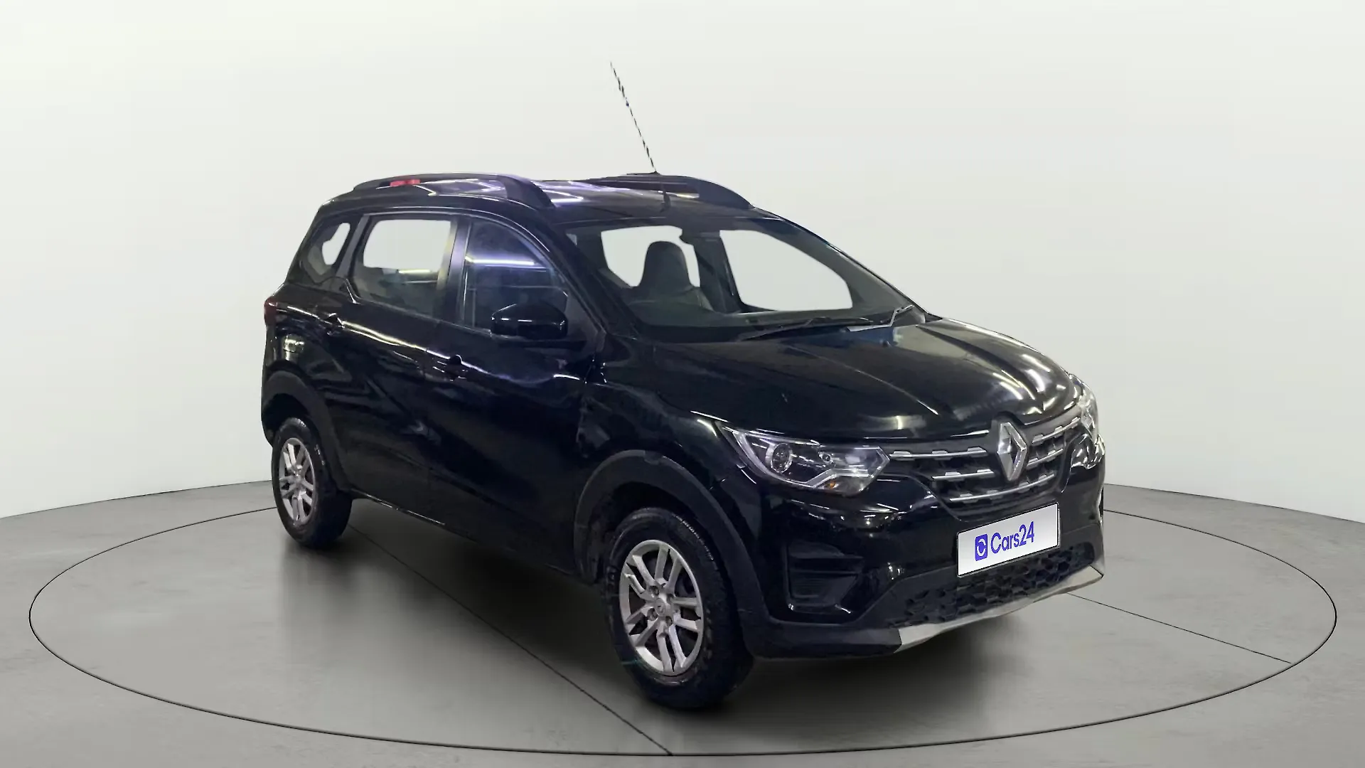 2024 Renault Triber RXT 1