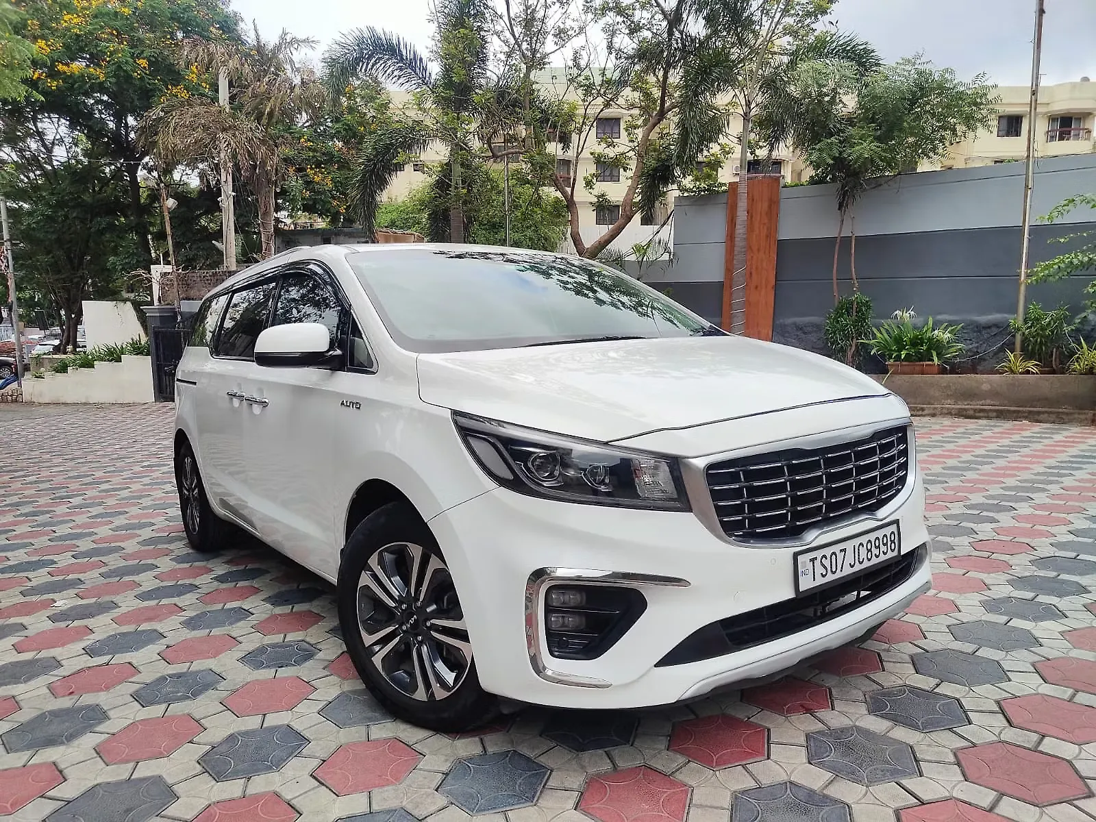 2022 Kia Carnival Limousine 7 STR 1