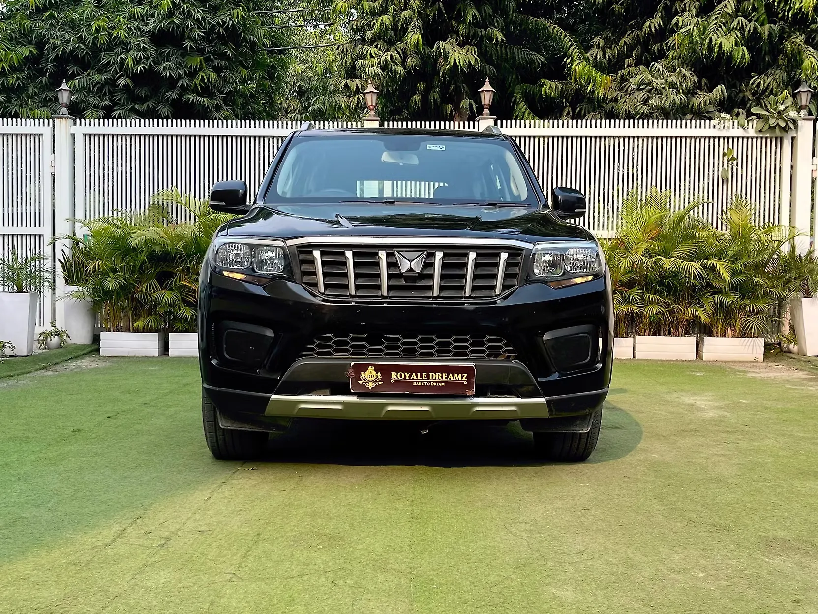 2024 Mahindra Scorpio N Z6 2WD Diesel 2.2L Turbo Automatic 7 STR [2023-2026] 1