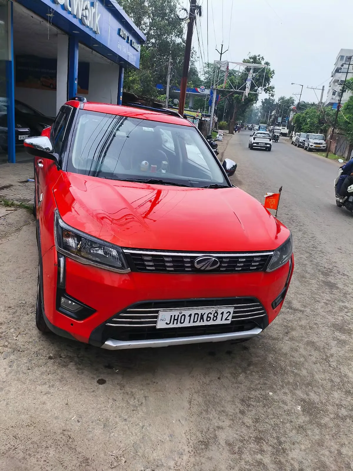 2019 Mahindra XUV300 W6 1.2 Petrol [2019] 1