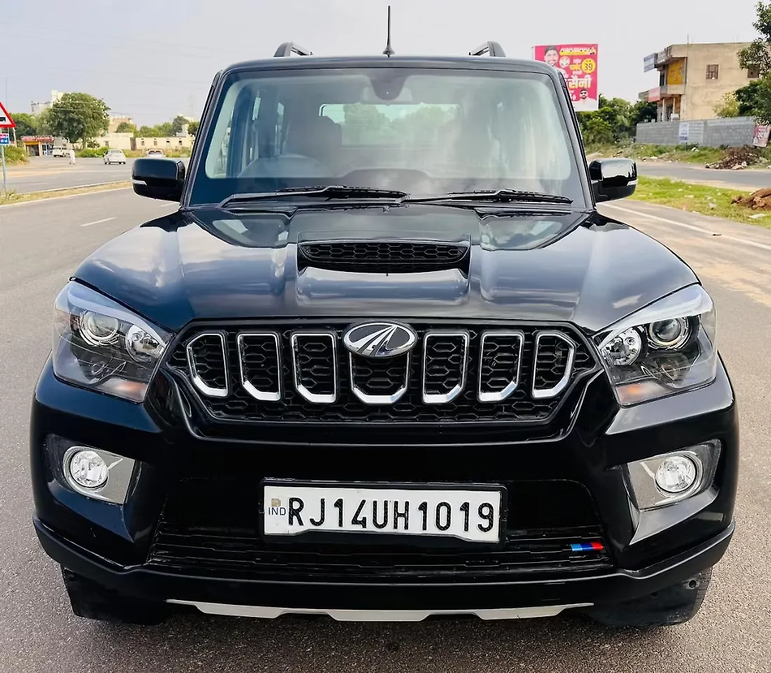 2021 Mahindra Scorpio S11 Diesel Manual 1