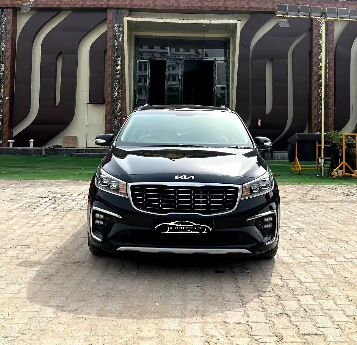 2022 Kia Carnival Limousine Plus 7 STR 1