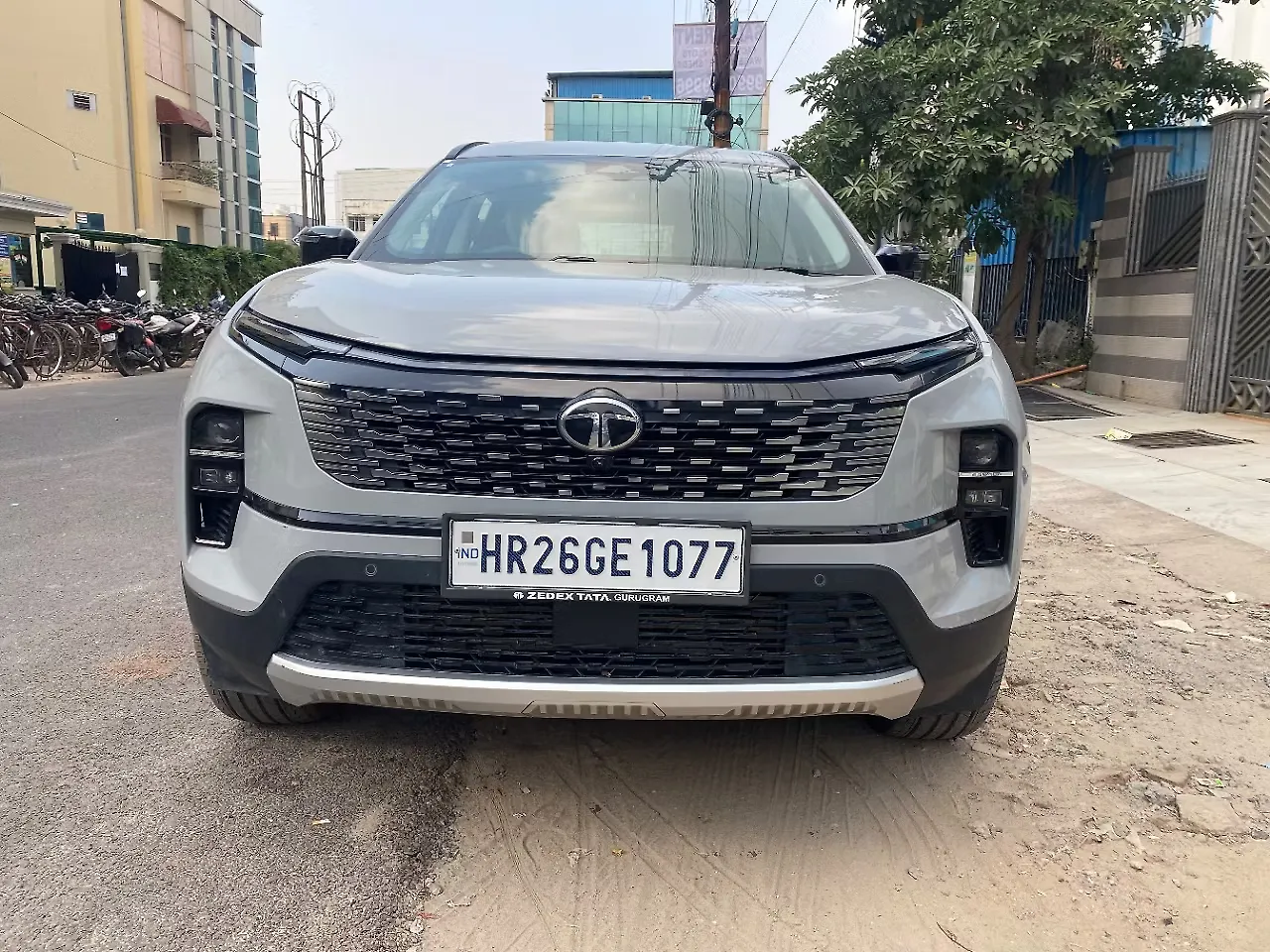 2026 टाटा सफारी Accomplished X Plus  Diesel 2.0L Turbo Automatic 7 STR 1