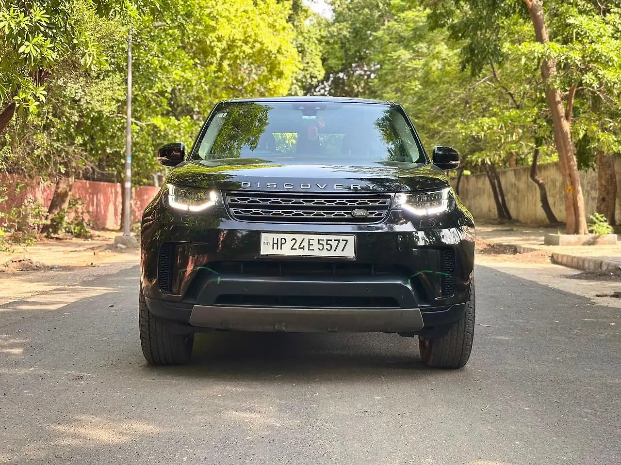 2019 Land Rover Discovery 3.0 SE Petrol 1