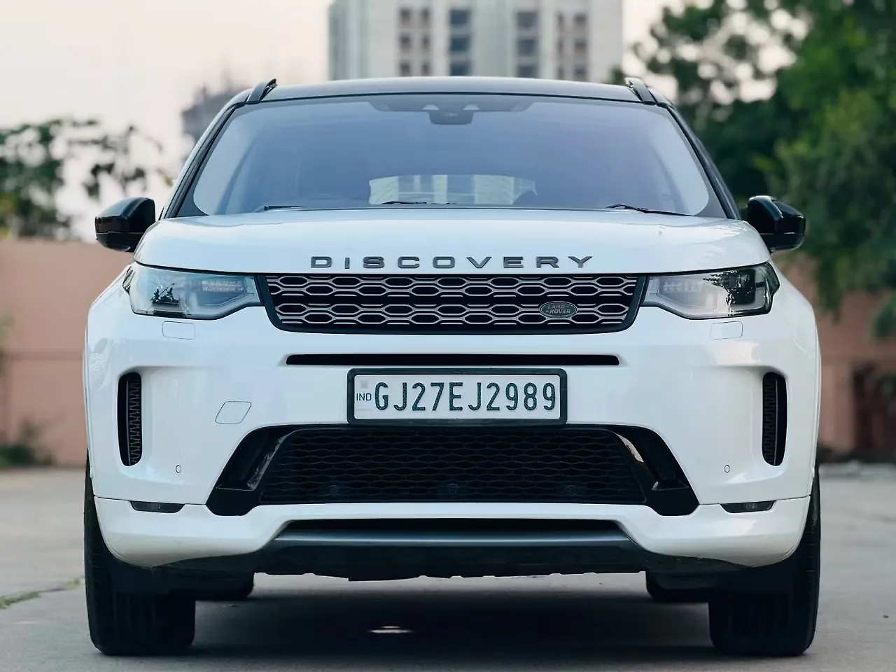 2019 Land Rover Discovery Sport SE 1