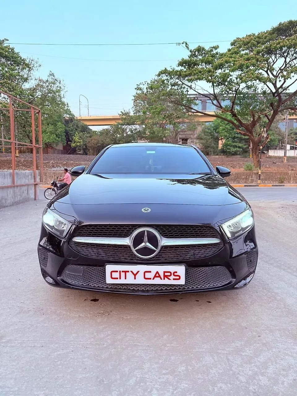 2022 Mercedes-Benz A-Class Limousine 200d 1