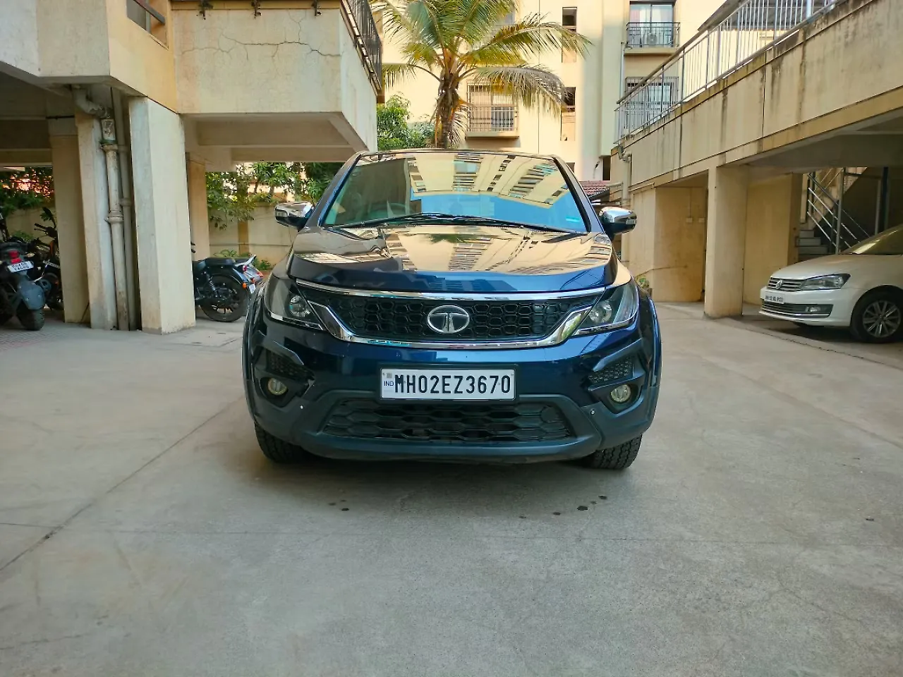 2018 Tata Hexa XM 4x2 7 STR 1