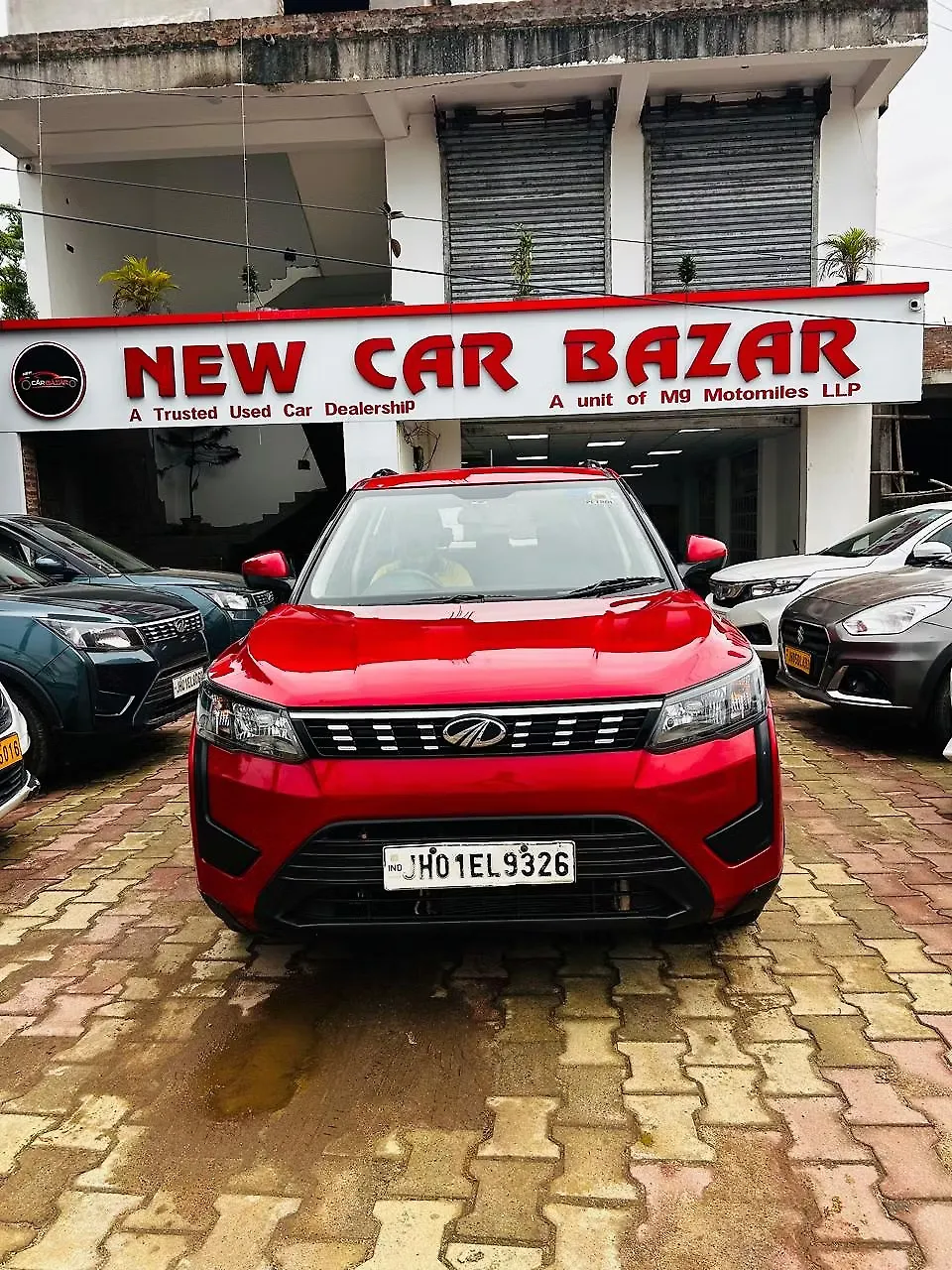 2021 Mahindra XUV300 W6 1.2 Petrol 1