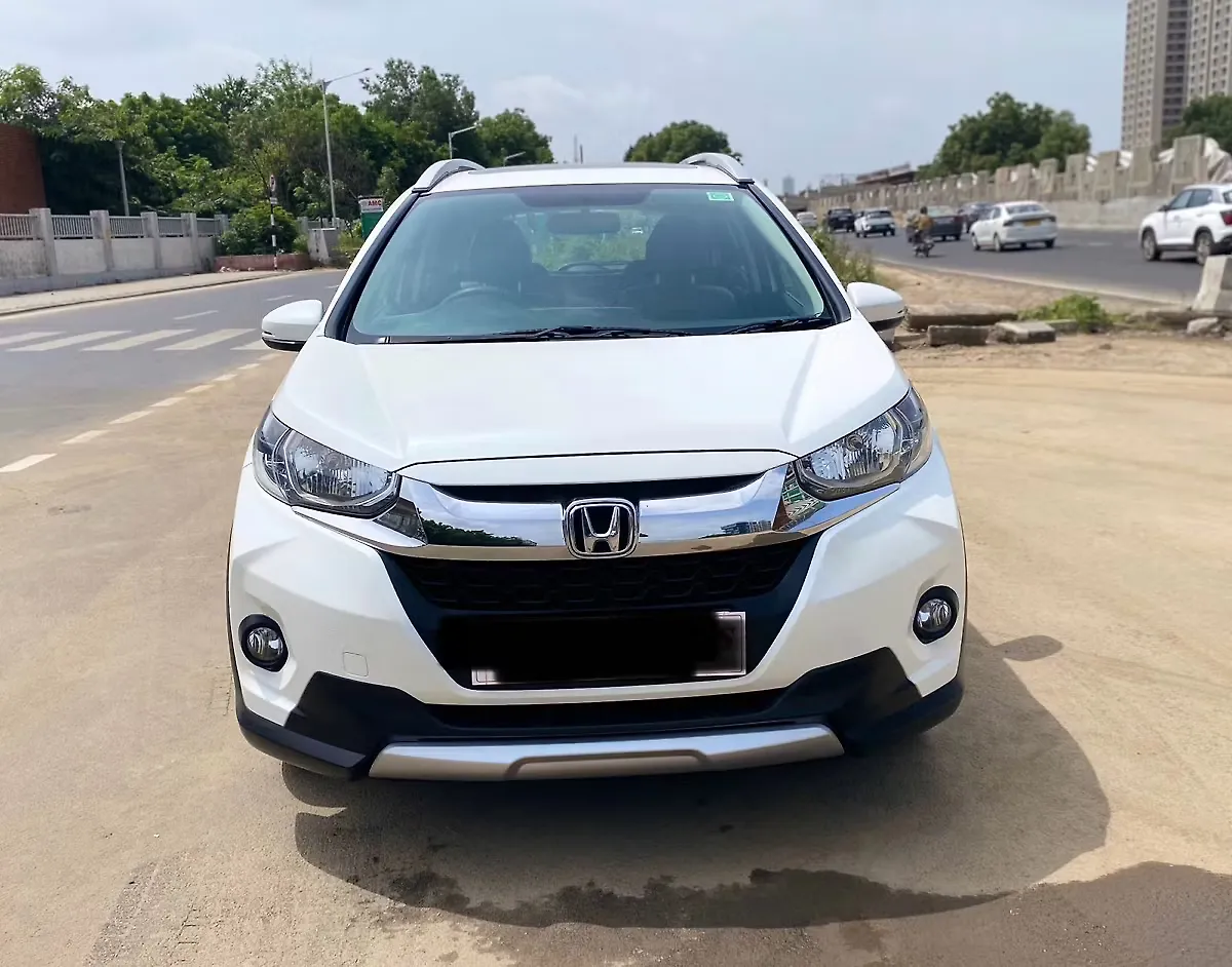 2018 Honda WR-V VX MT Petrol 1