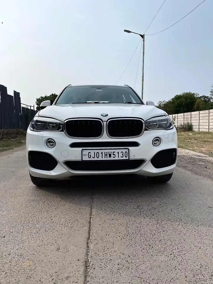 2018 BMW X5 xDrive 30d M Sport 1