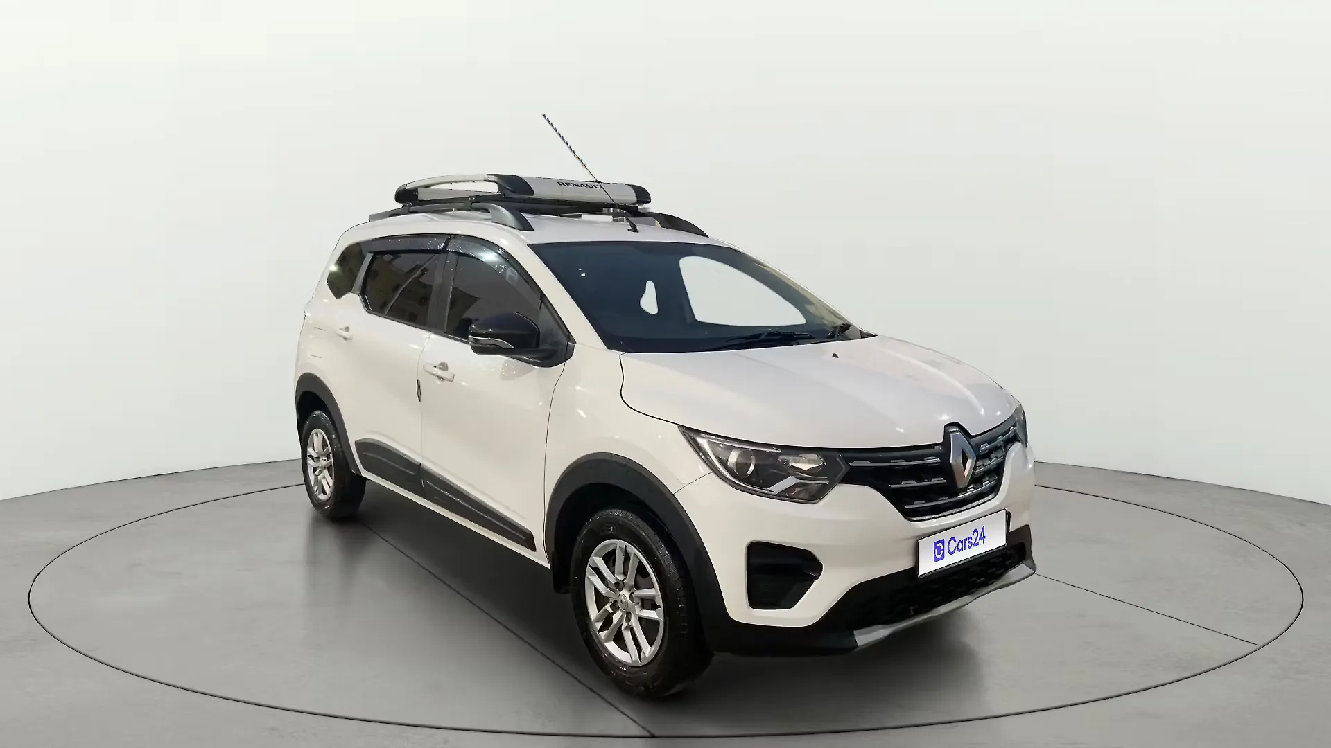 2023 Renault Triber RXT 1