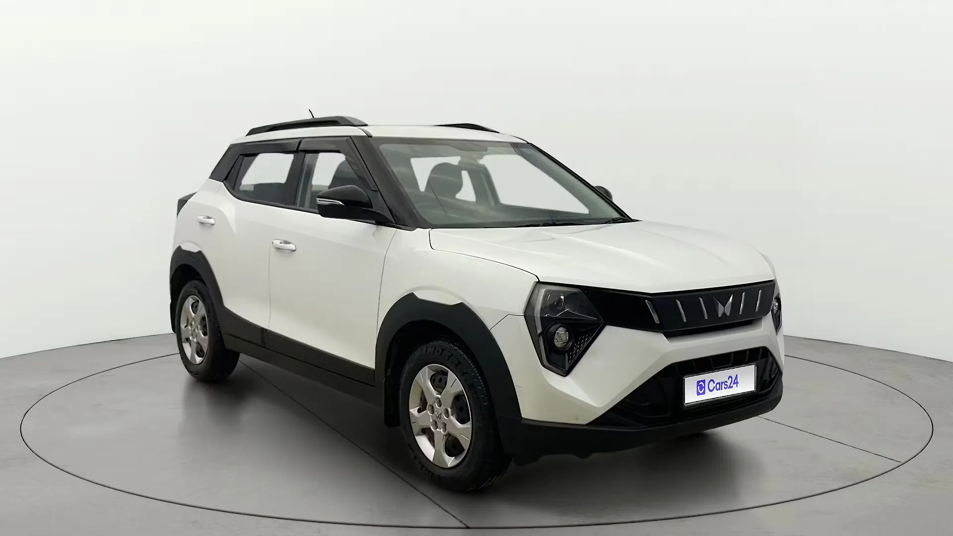 2024 Mahindra XUV 3XO MX1 Petrol 1.2L Turbo Manual 1