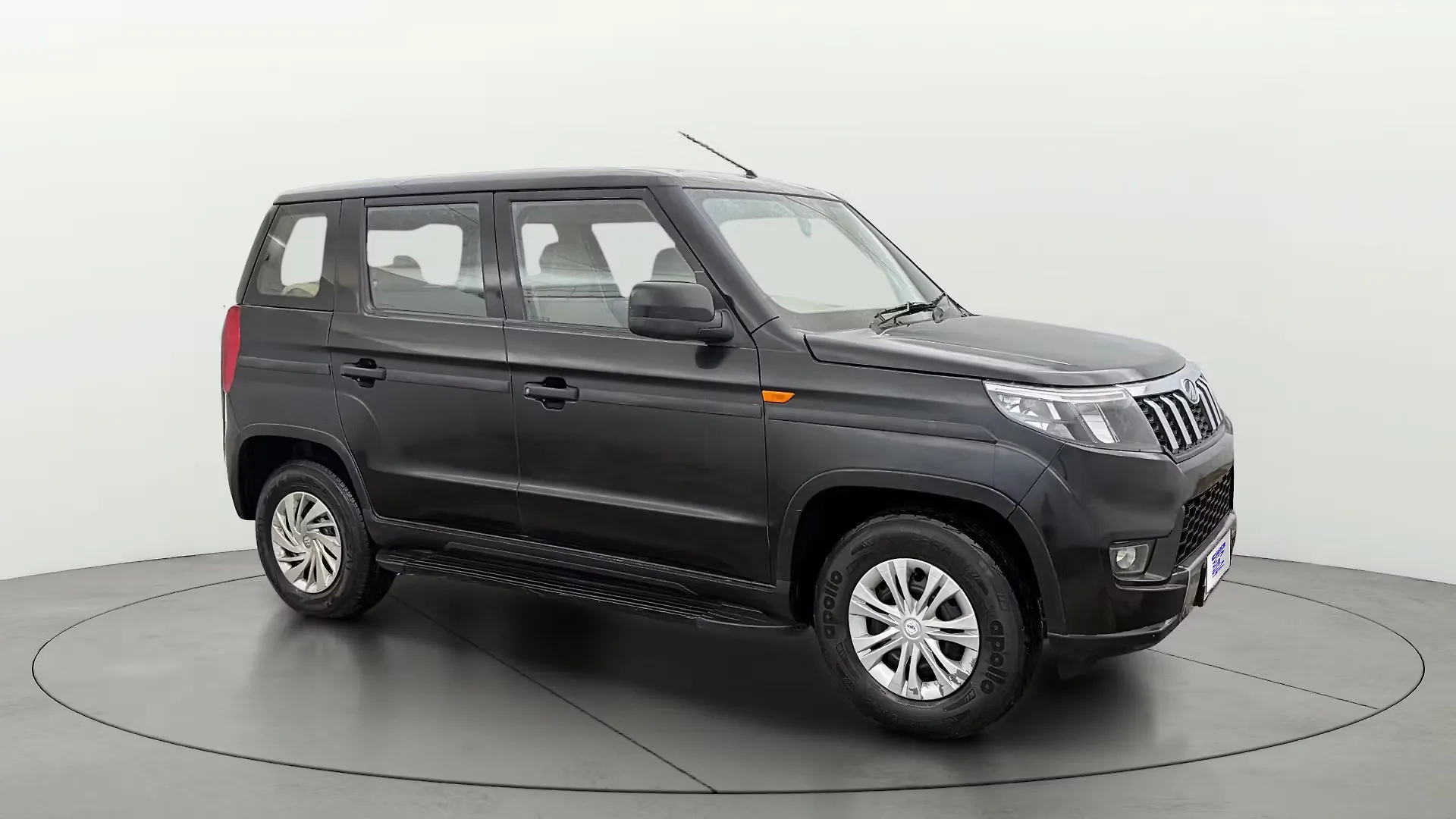 2022 Mahindra Bolero N8 1
