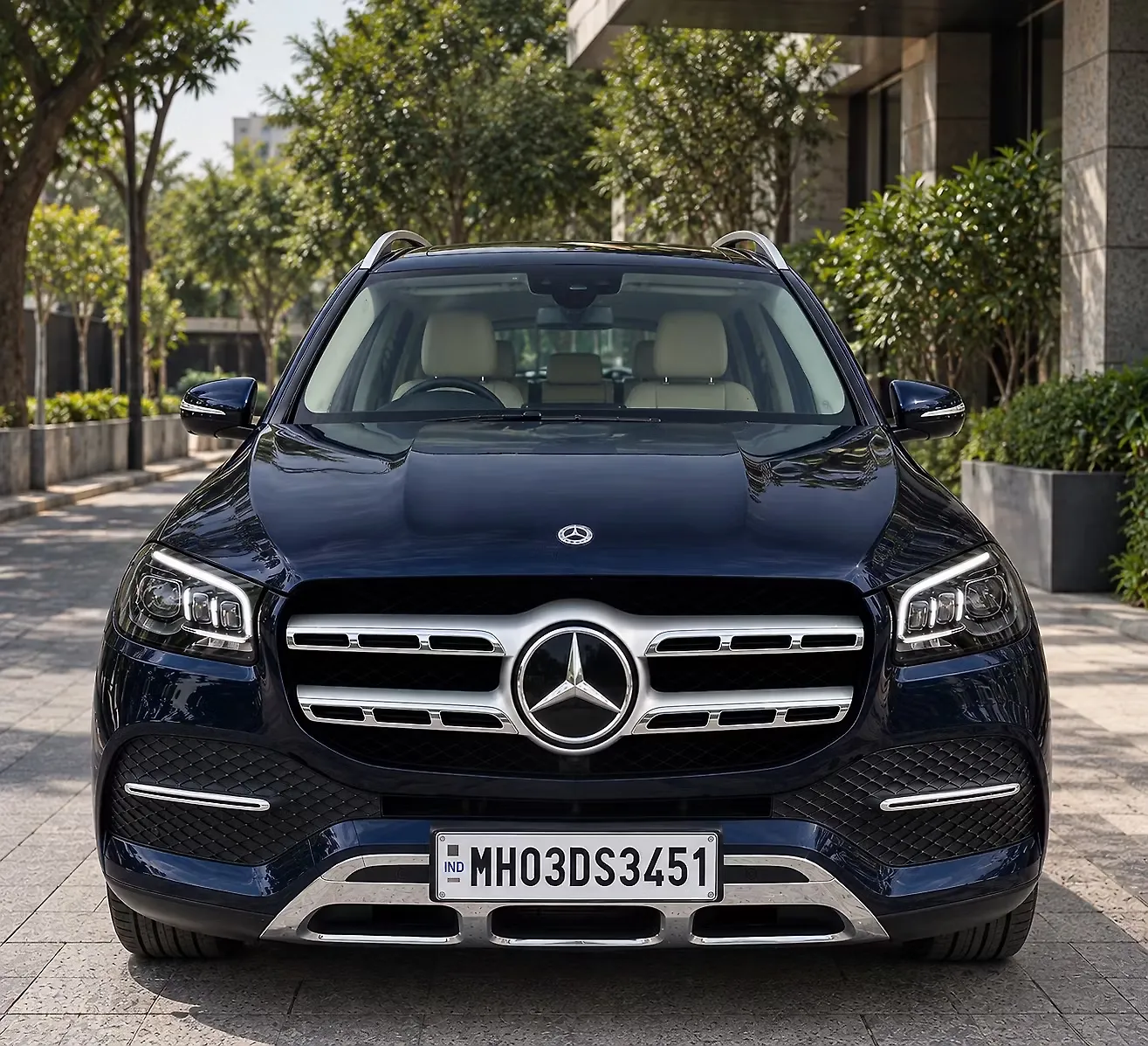 2023 Mercedes-Benz GLS 400d 4MATIC 1