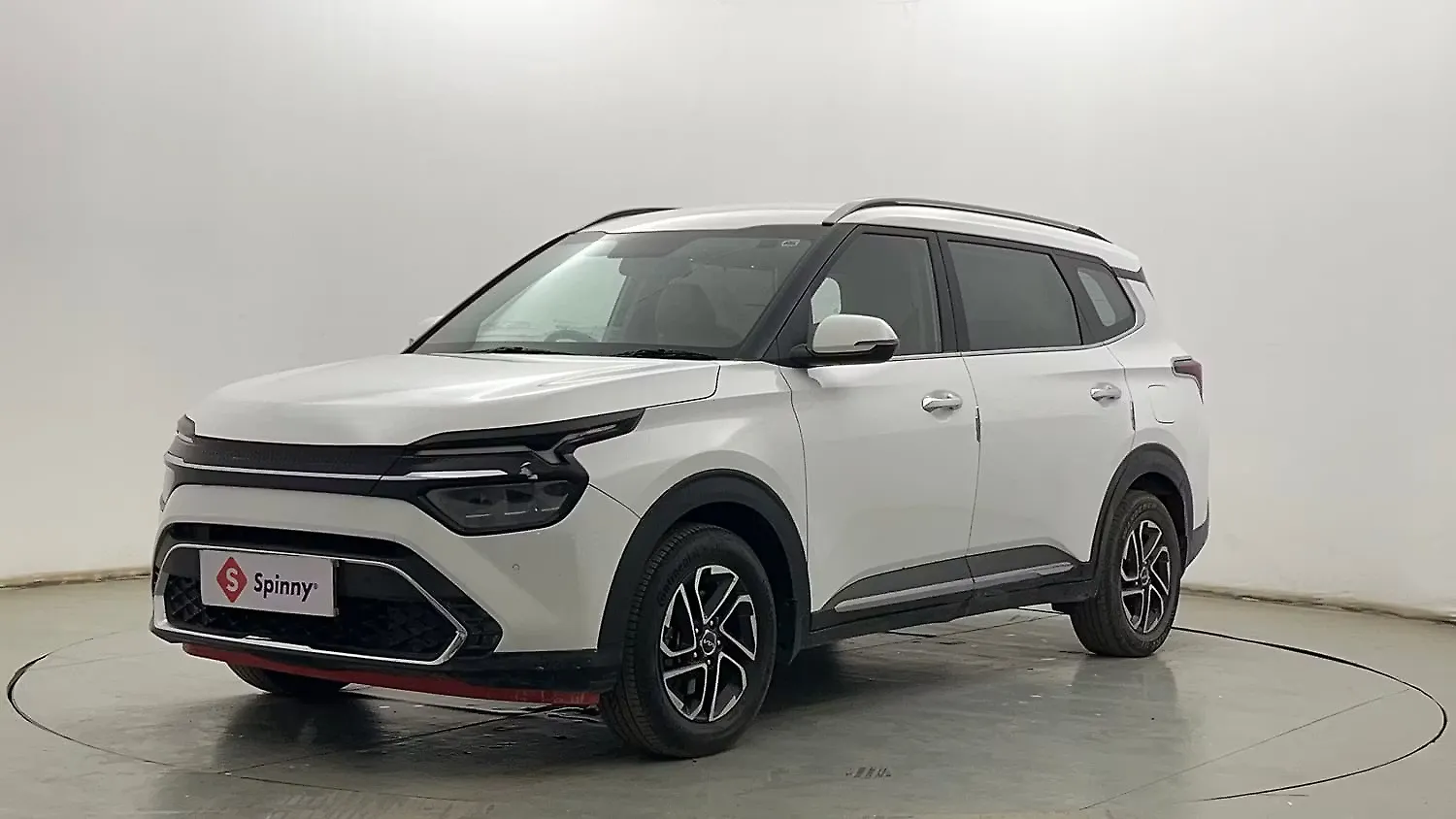 2022 Kia Carens Luxury 1.4 Petrol 7 STR 1