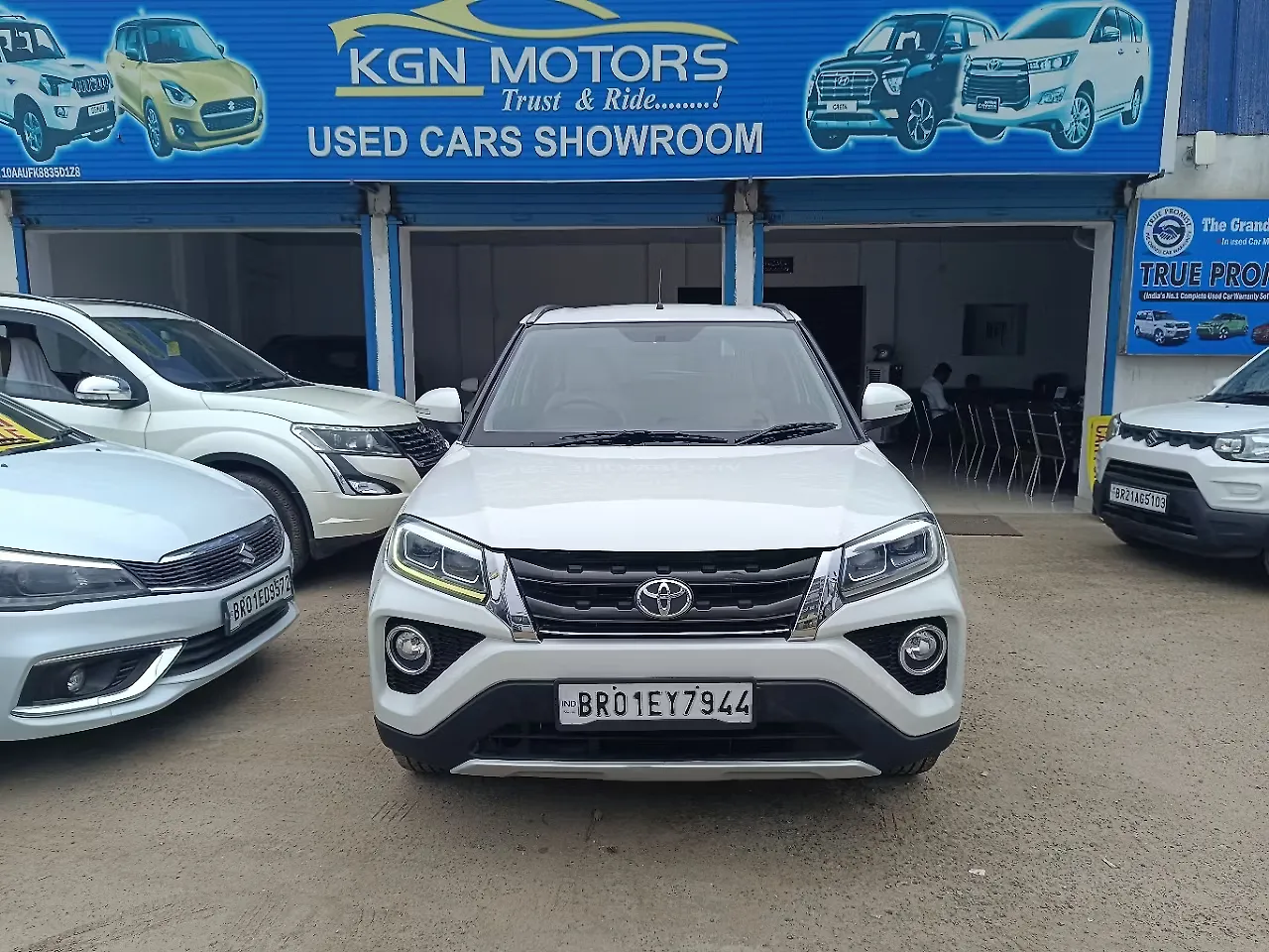 2020 Toyota Urban Cruiser High Grade MT 1