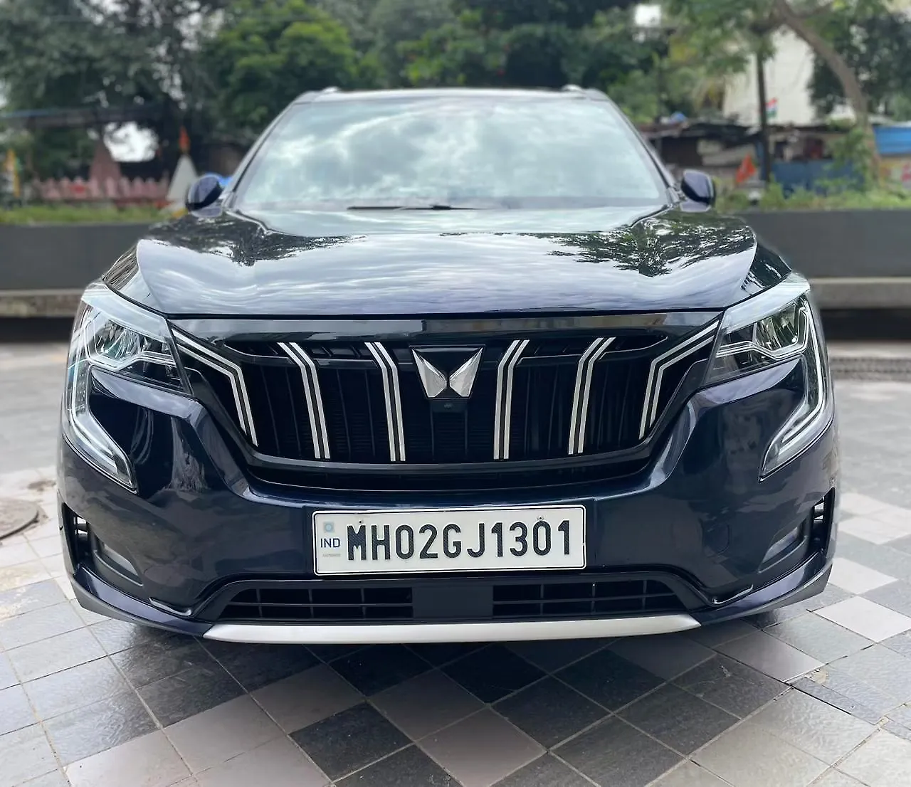 2024 Mahindra XUV700 AX7 Luxury Pack 2WD Petrol 2.0L Turbo Automatic 7 STR 1