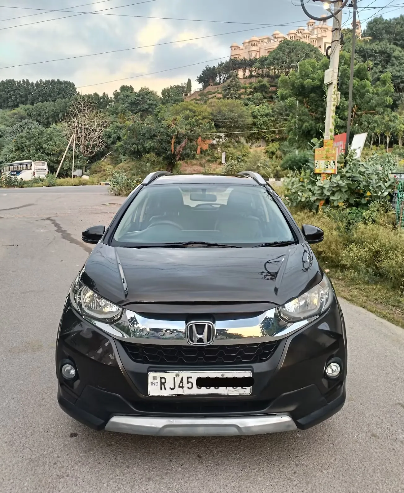 2019 Honda WR-V VX MT Petrol 1