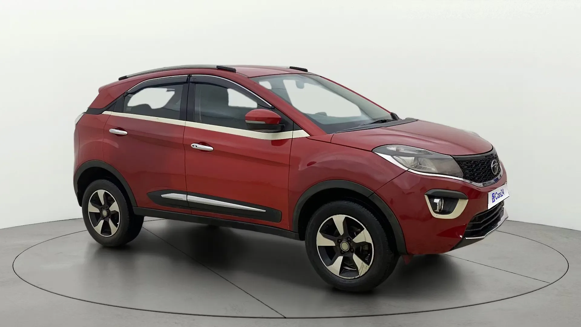 2018 Tata Nexon XZA Plus Petrol 1