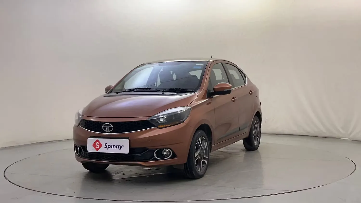 2017 Tata Tigor Revotron XZ (O) 1