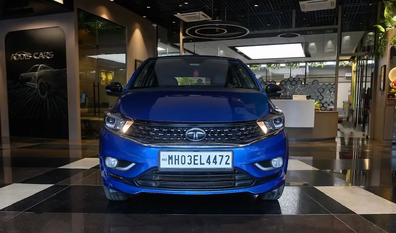 2024 Tata Tiago XZA Plus [2023-2025] 1