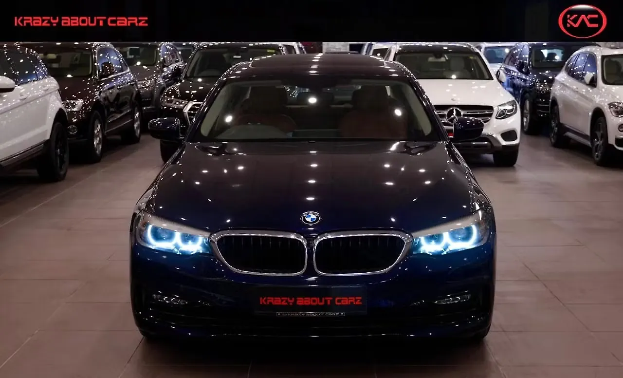 2018 BMW 5-Series 530i Sport Line 1