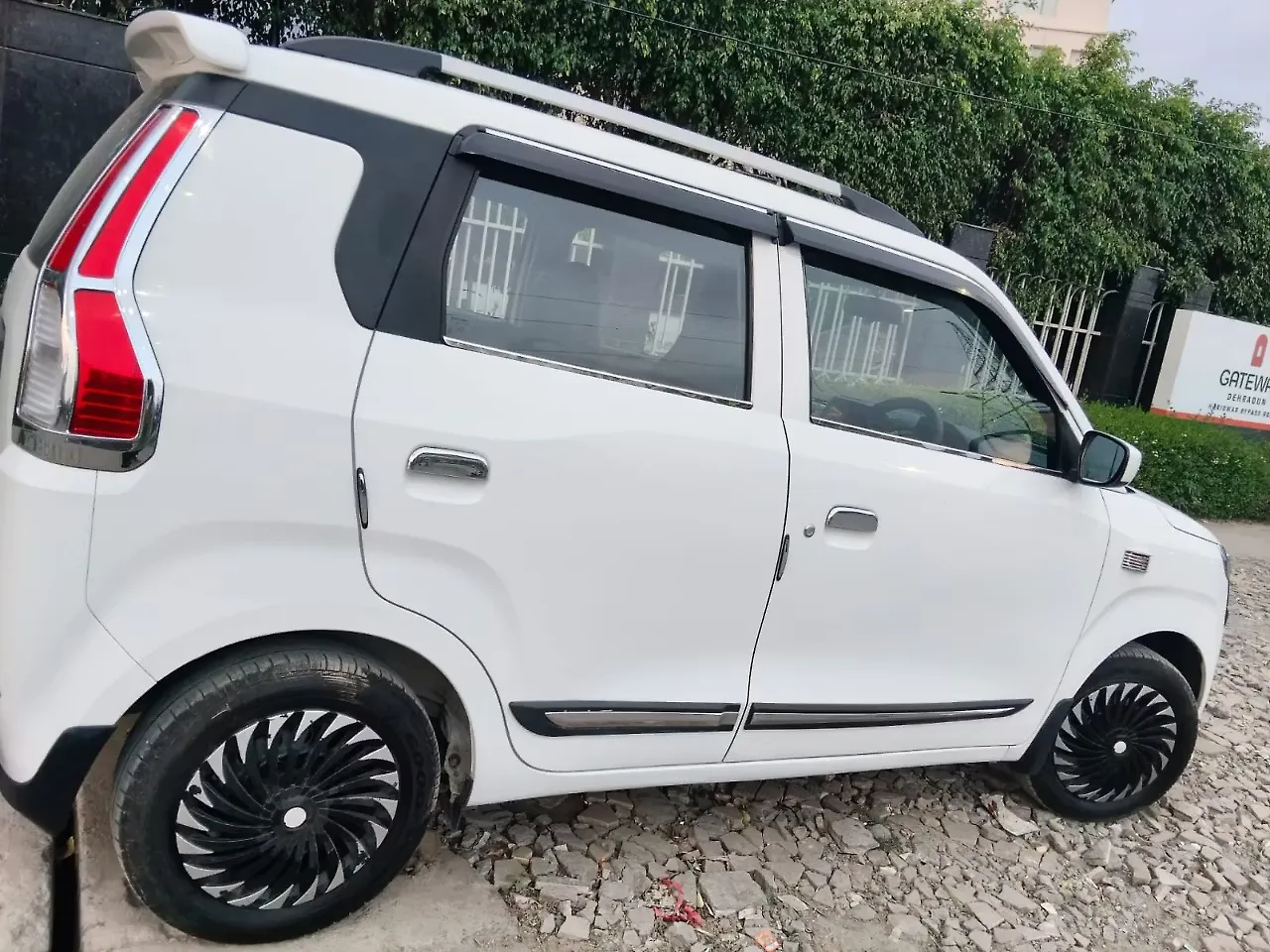 2022 Maruti Suzuki Wagon R VXI 1.0 [2022-2023] 1
