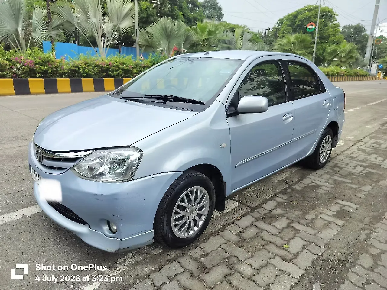2011 Toyota Etios Liva G SP 1
