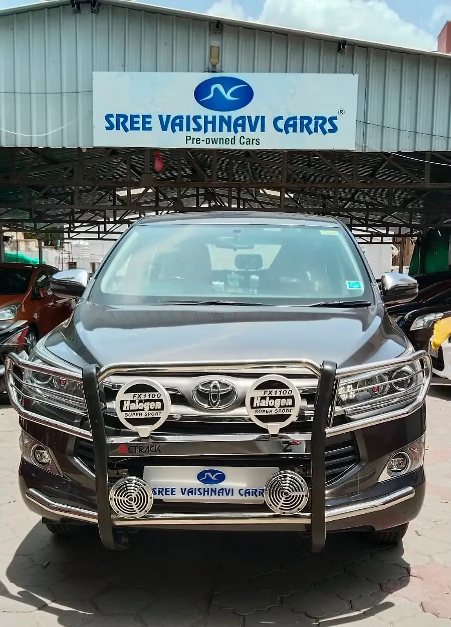 2019 Toyota Innova Crysta 2.4 V Diesel 1