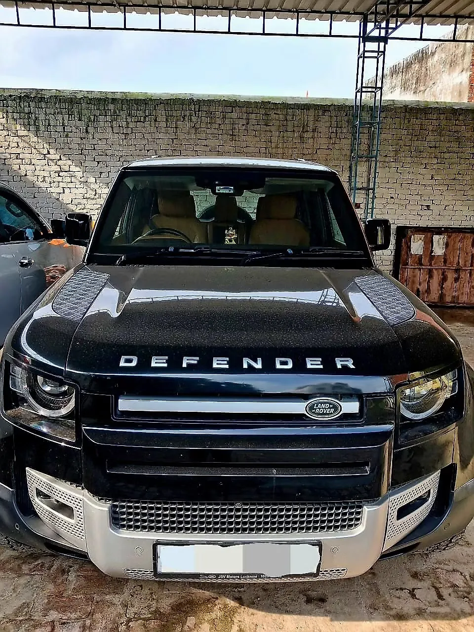 2024 Land Rover Defender 110 HSE 2.0 Petrol 1