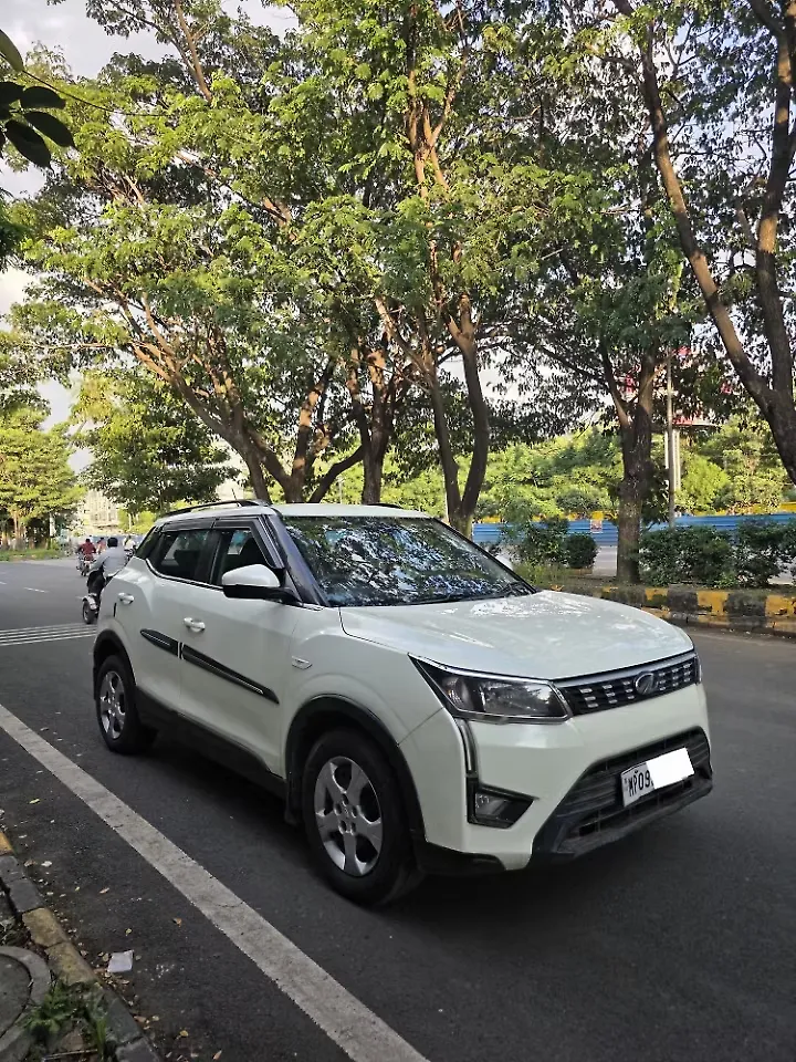 2020 Mahindra XUV300 1.5 W6 [2019-2020] 1