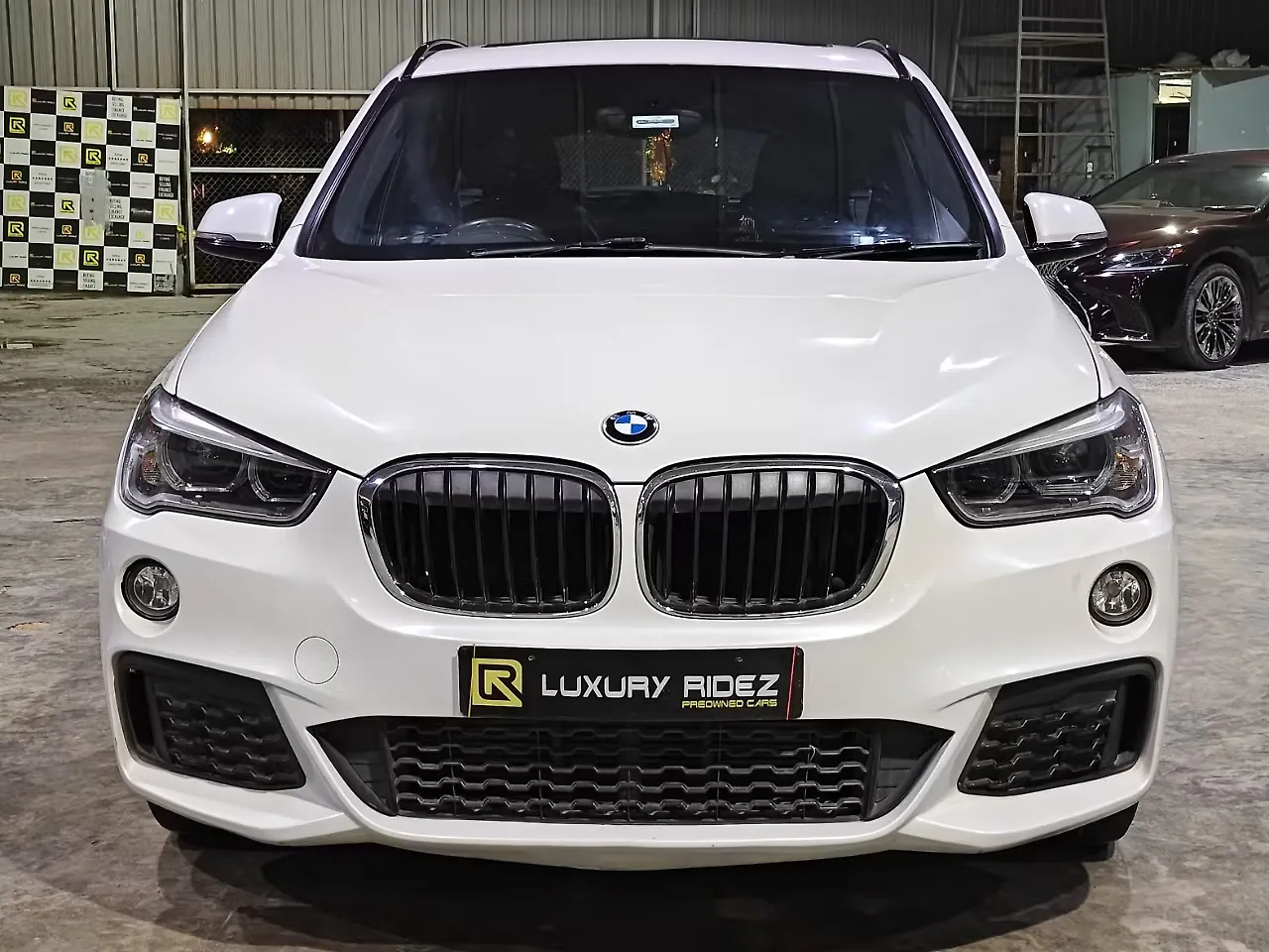 2016 BMW X1 xDrive20d M Sport 1