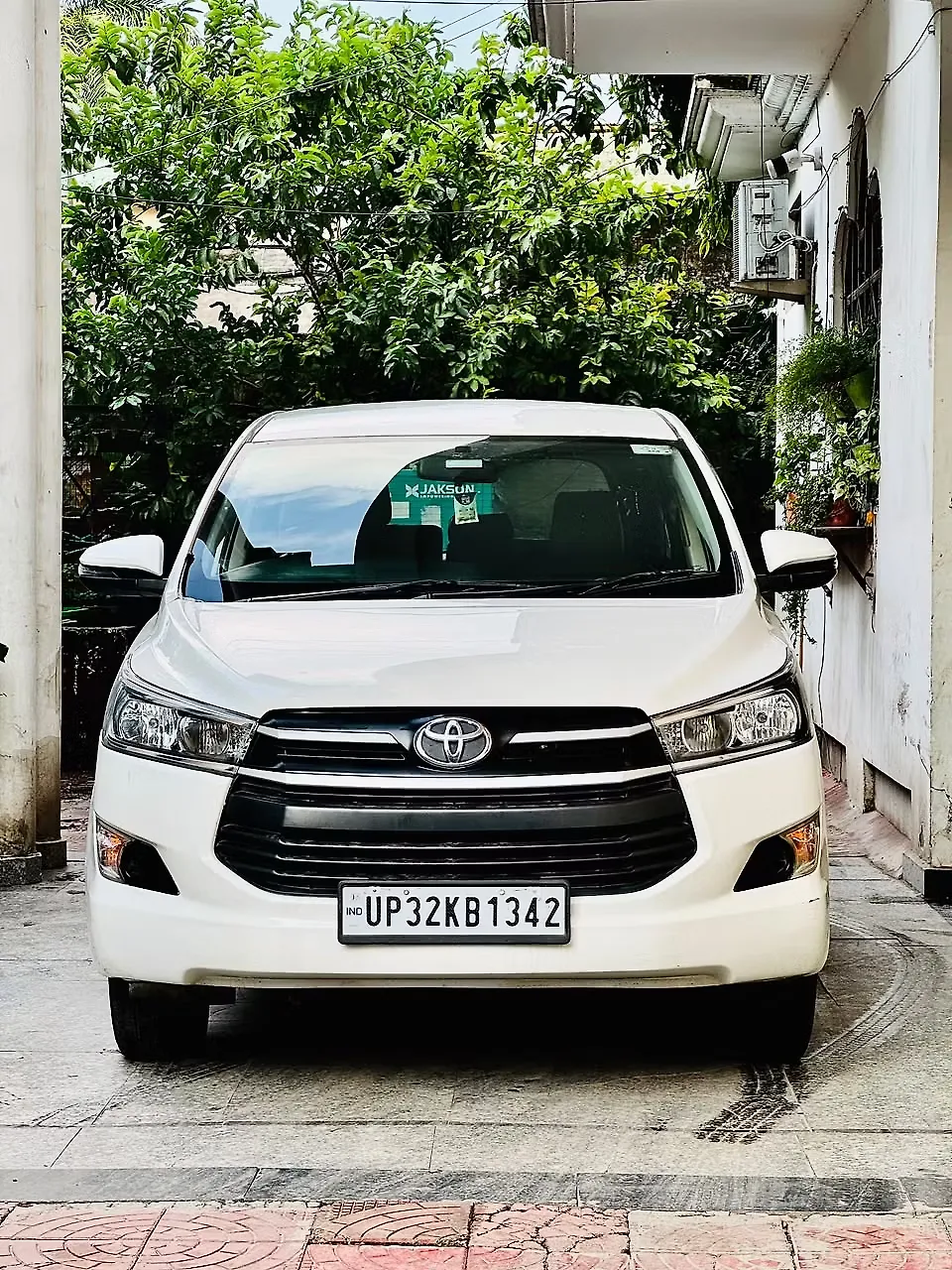 2018 Toyota Innova Crysta 2.4 GX 7 STR [2016-2020] 1