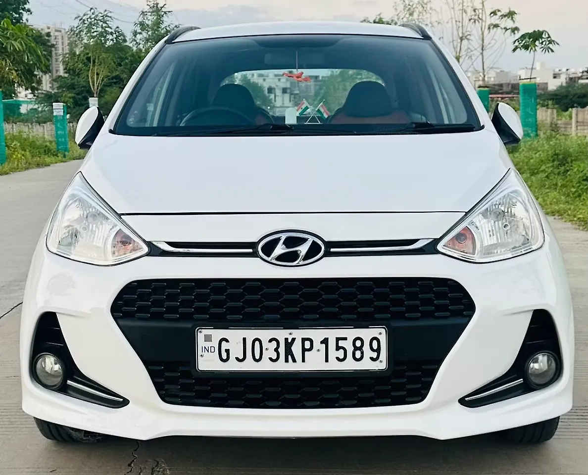 2018 Hyundai Grand i10 Sportz (O) 1.2 Kappa VTVT [2017-2018] 1