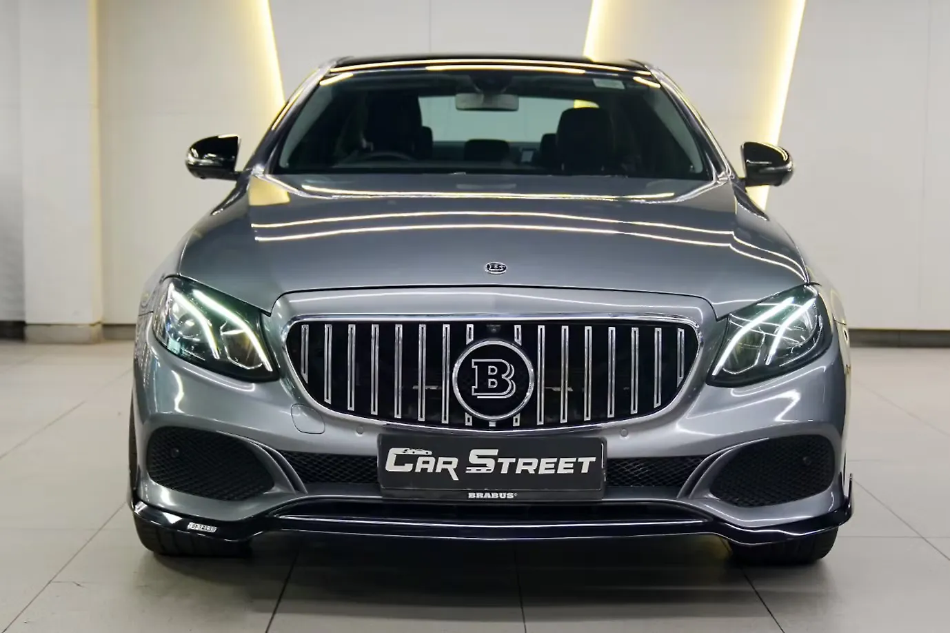 2017 Mercedes-Benz E-Class E 350 d Exclusive [2017-2019] 1