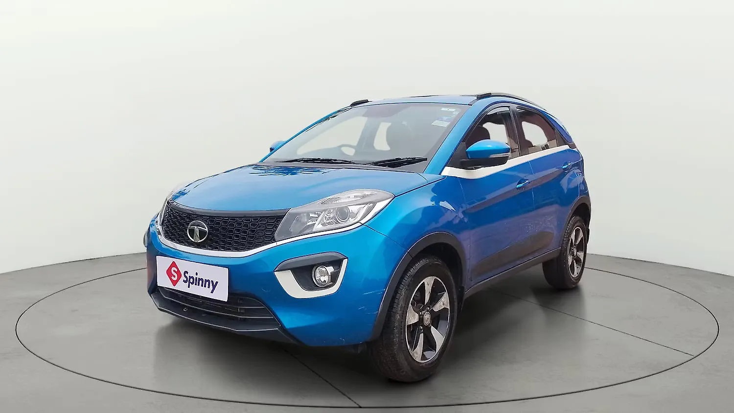 2017 Tata Nexon XZ Plus Diesel 1