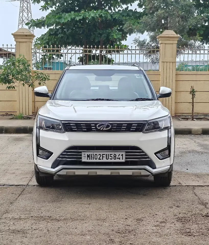 2022 Mahindra XUV300 W8 (O) 1.5 Diesel [2020] 1