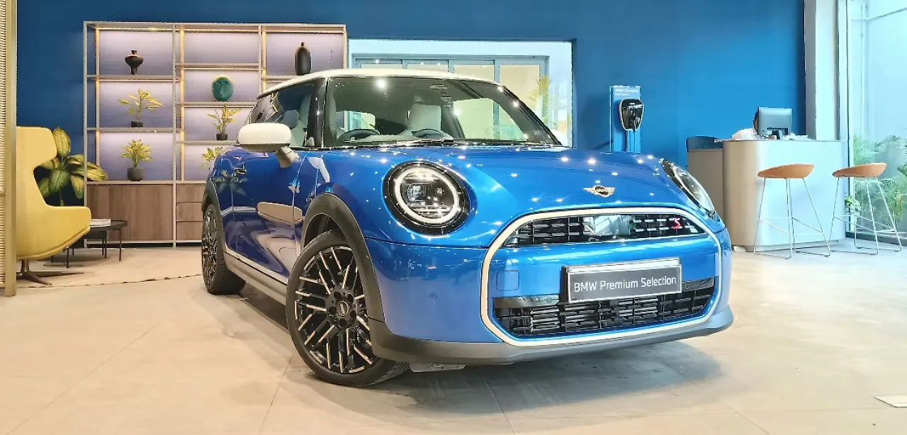 2025 Mini Cooper S 1