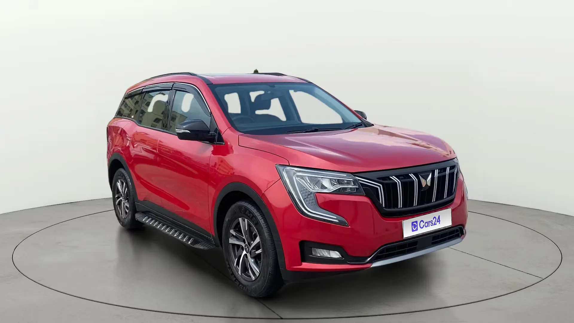2022 Mahindra XUV700 AX 5 Petrol AT 5 STR [2021] 1