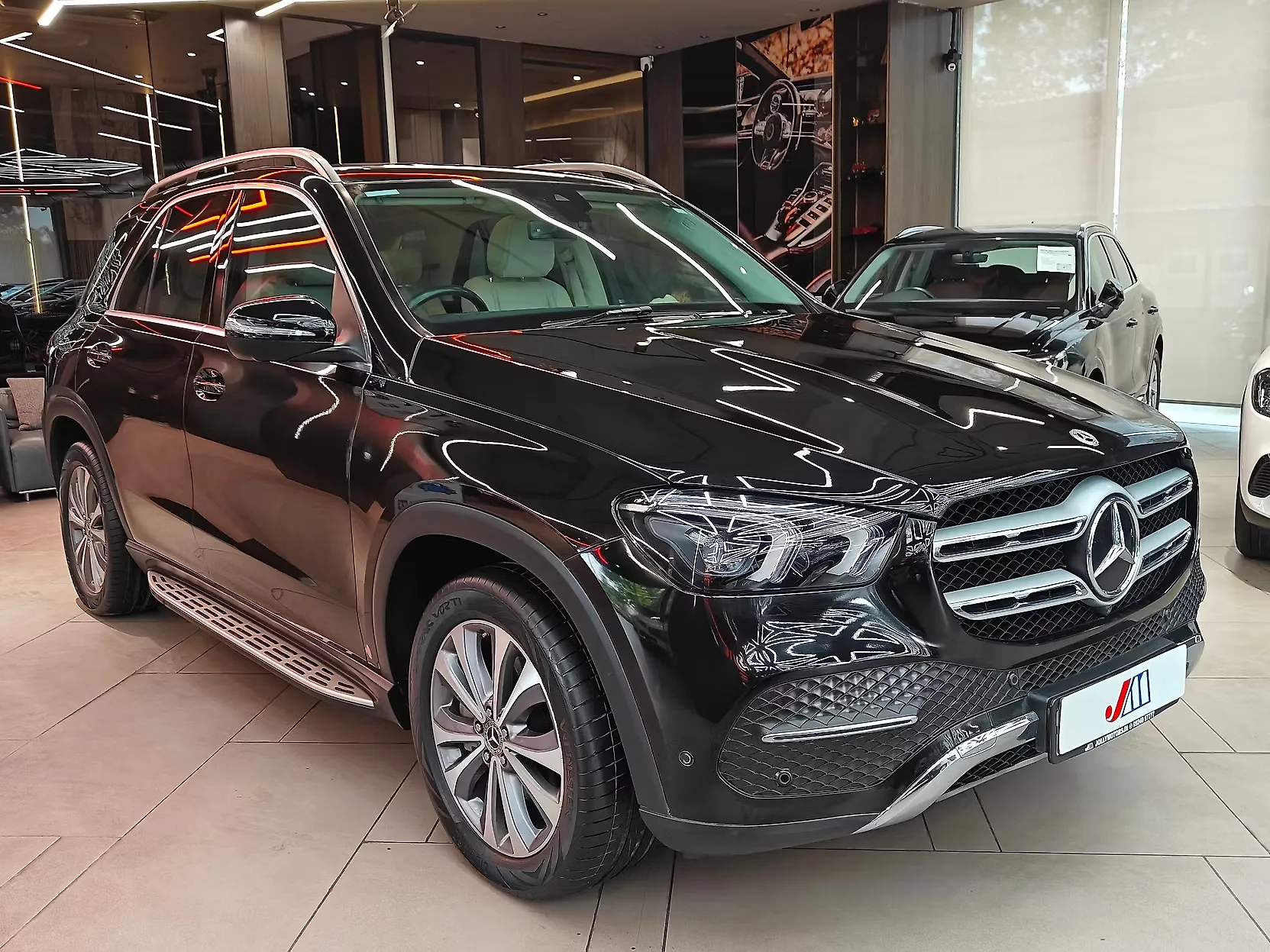 2023 Mercedes-Benz GLE 300d 4MATIC LWB 1
