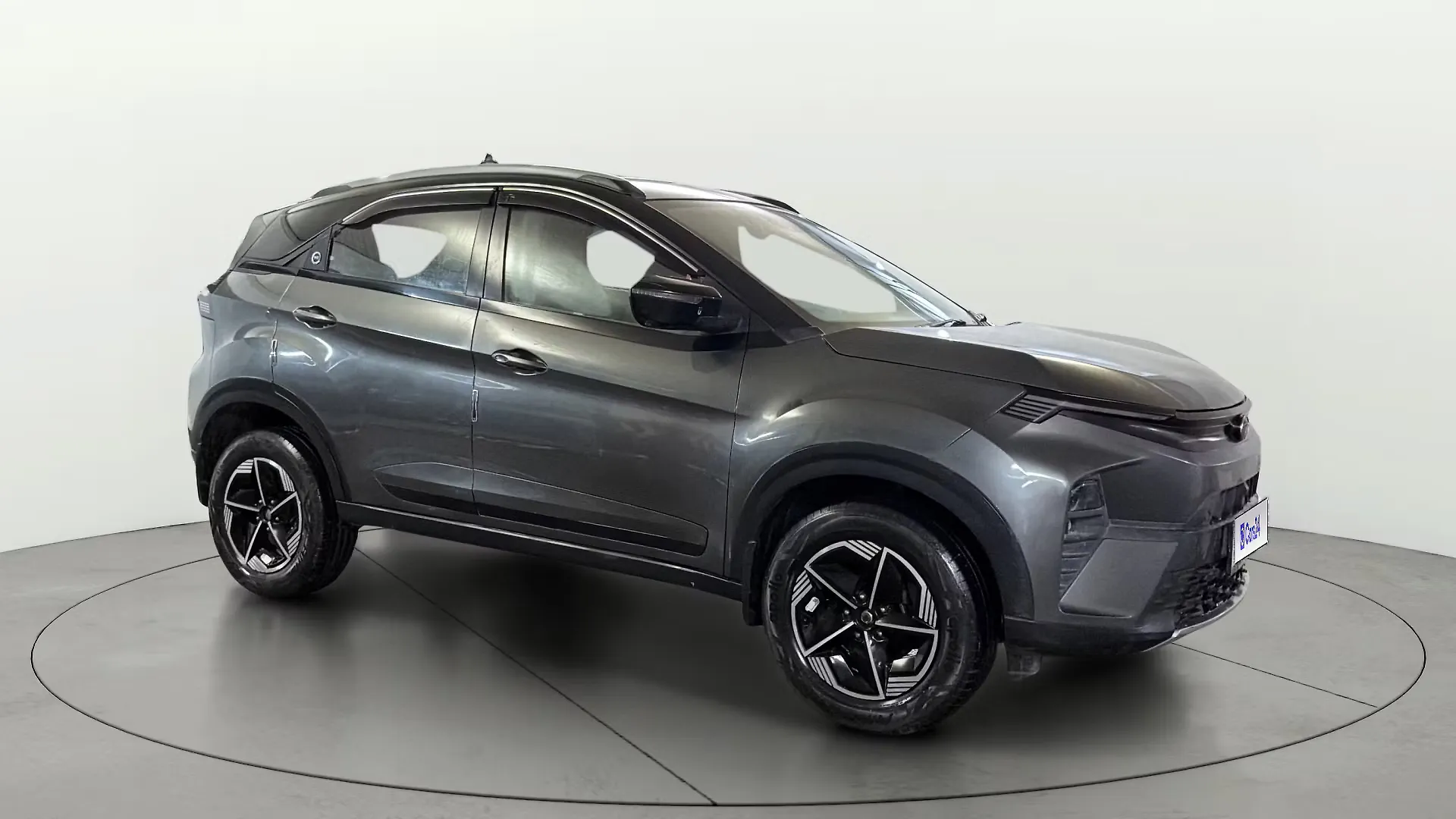 2023 Tata Nexon Fearless Plus (S) 1.2 Petrol 6MT Dual Tone [2023-2025] 1