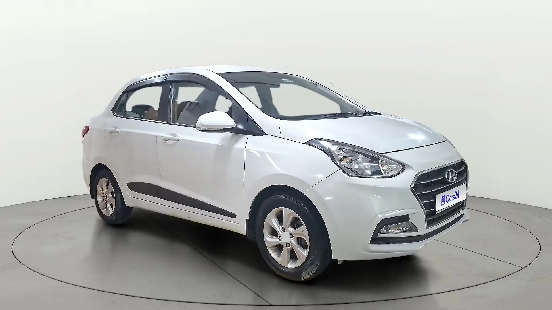 2017 Hyundai Xcent SX 1