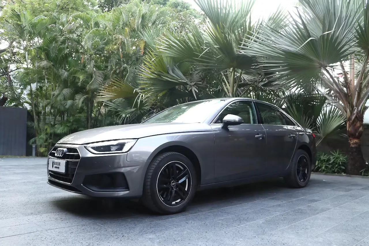 2022 Audi A4 Premium 40 TFSI [2021-2024] 1