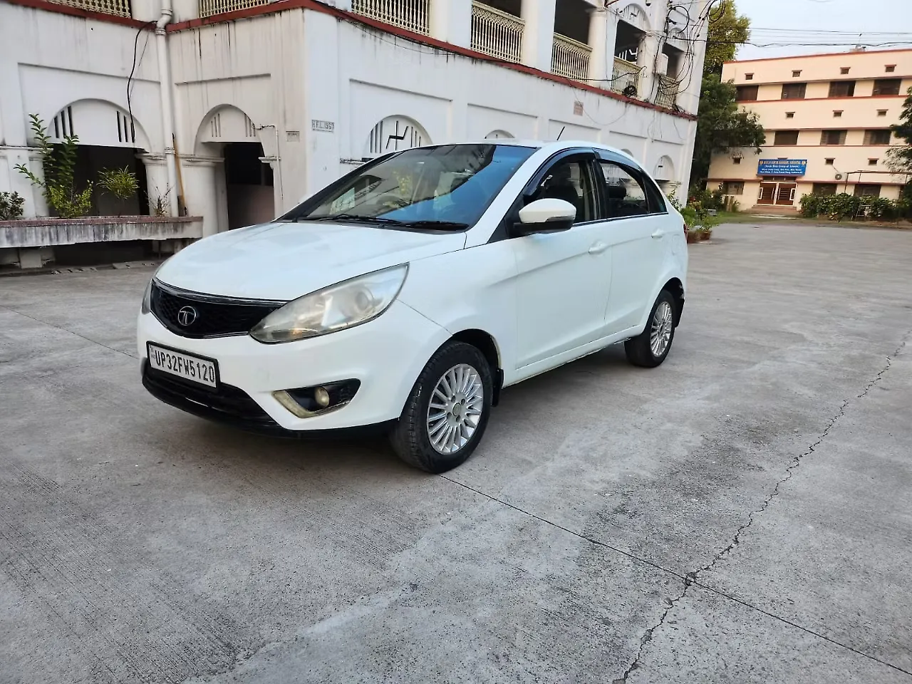 2014 Tata Zest XT Diesel 1