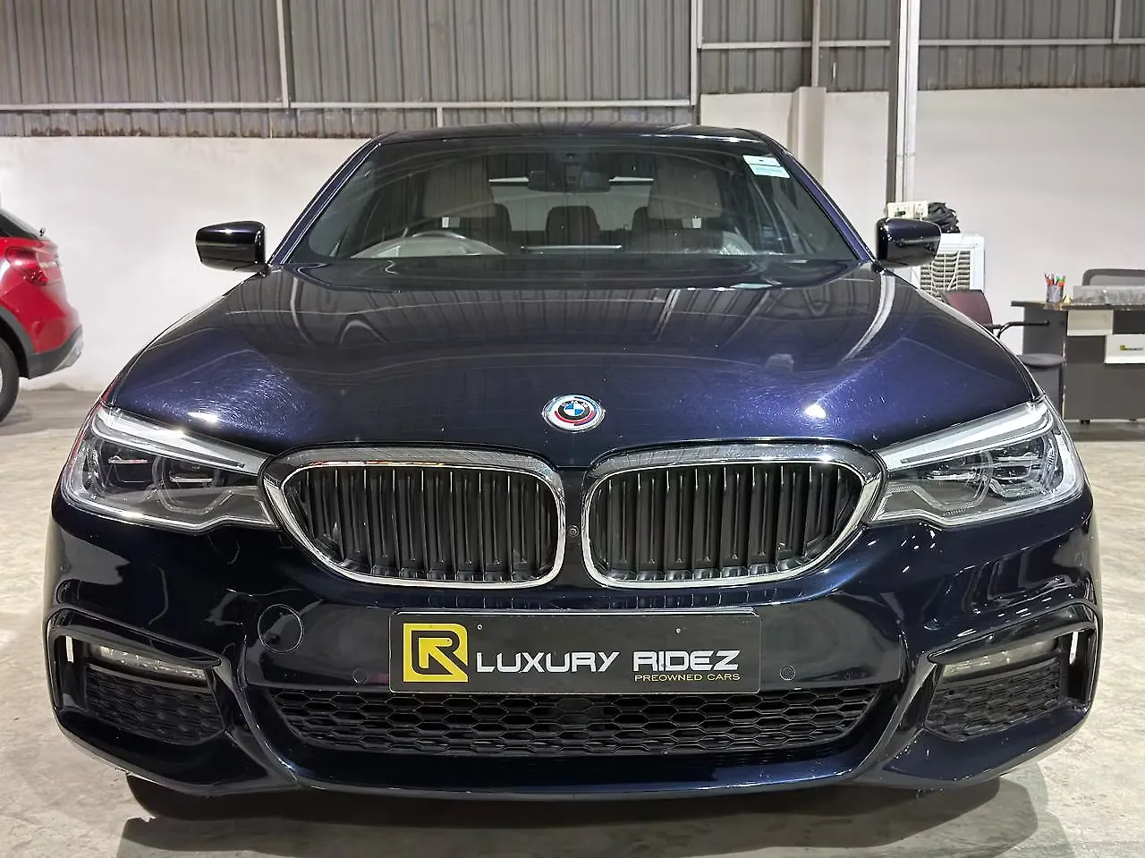 2018 BMW 5-Series 530d M Sport [2017-2019] 1