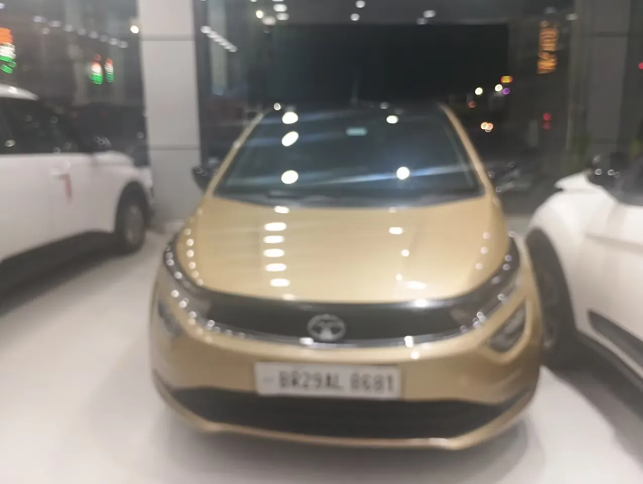 2020 Tata Altroz XZ Petrol [2020-2023] 1