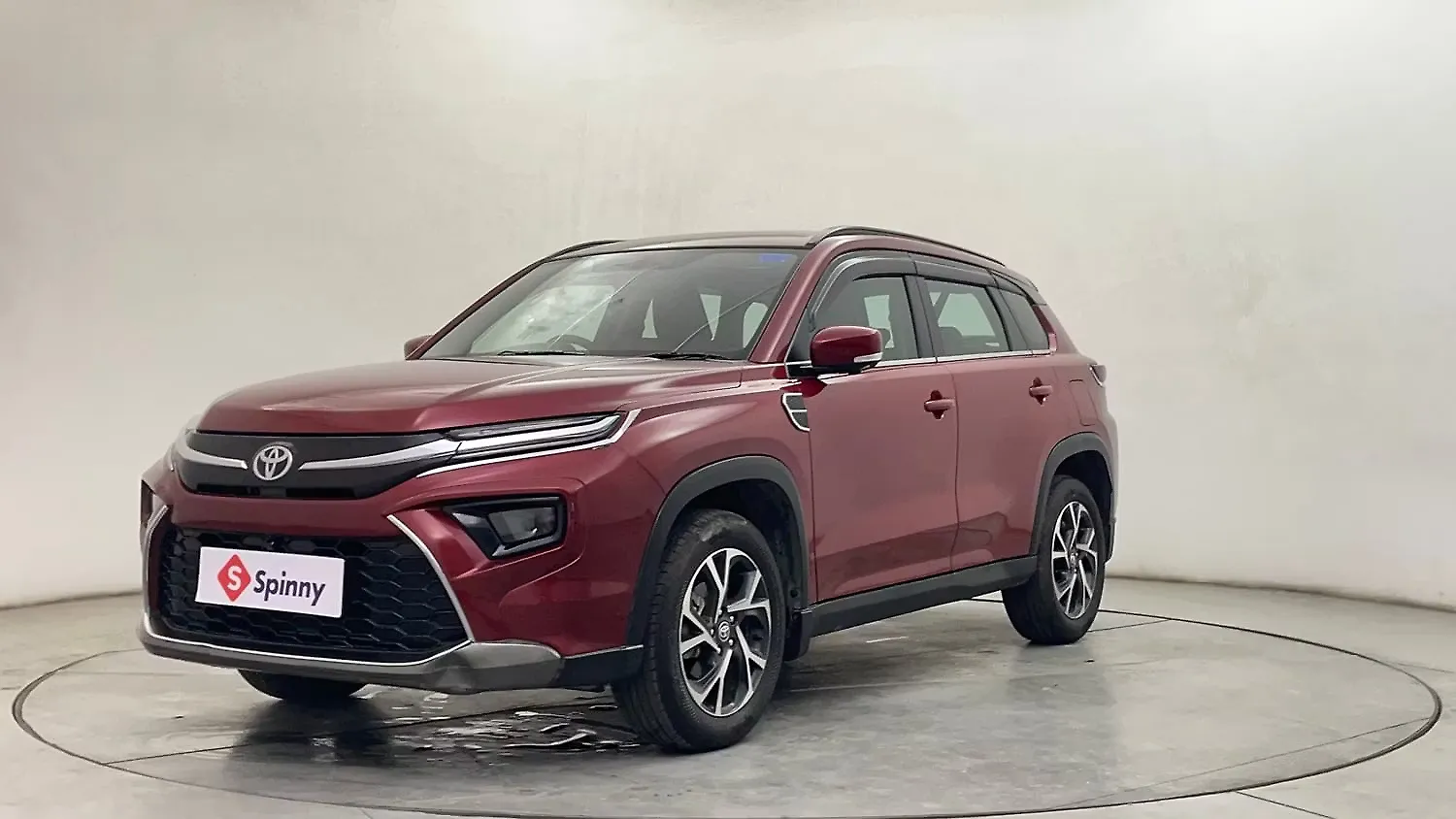 2024 Toyota Urban Cruiser Hyryder V AT NeoDrive [2023-2025] 1